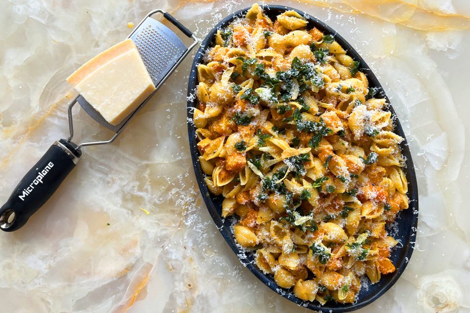Butternut squash carbonara with crisp garlic