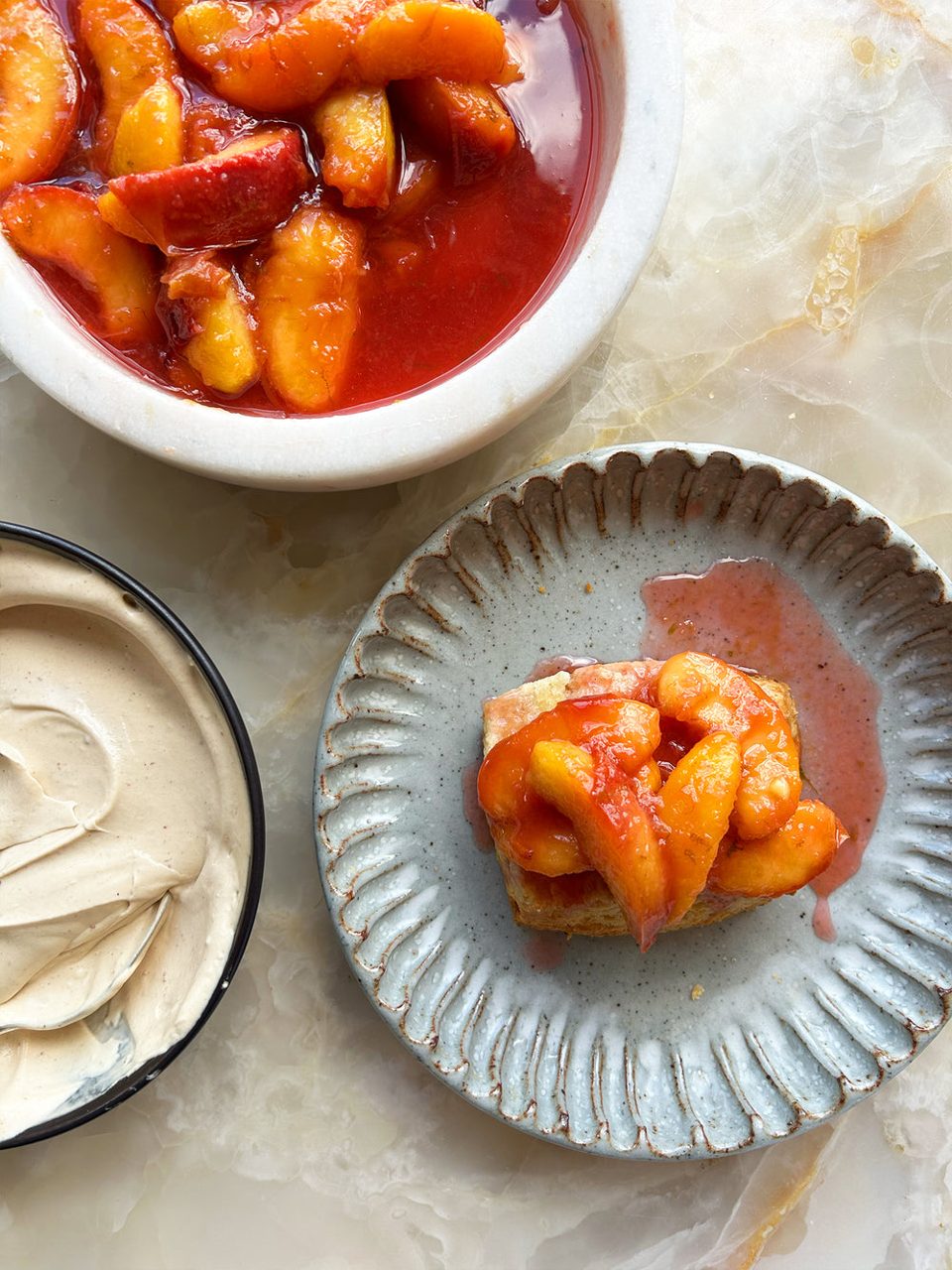 Peach shortcake with Sindyanna cream