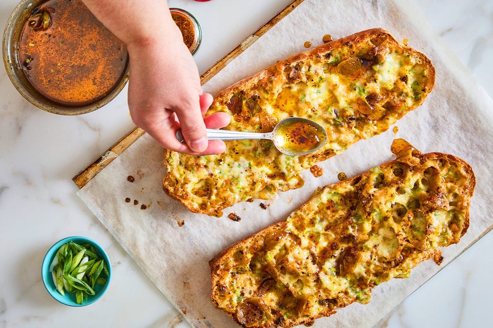 Sweet and smoky cheesy garlic bread