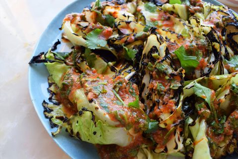 Pointed cabbage with nam prik