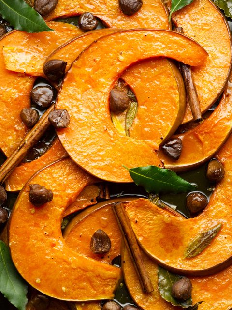 Roasted pumpkin with chestnut, cinnamon and bay leaves
