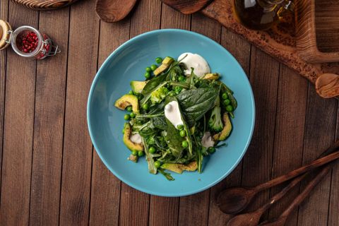 Spinach Salad with Avocado and Peas