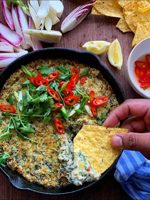 Warm vegan spinach and artichoke dip